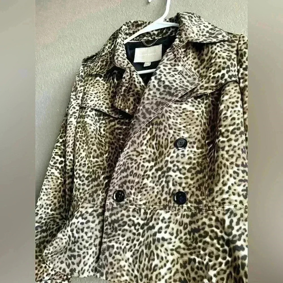 Banana Republic Leopard Peplum Jacket Short Trench XS Button-up EUC - Picture 5 of 11